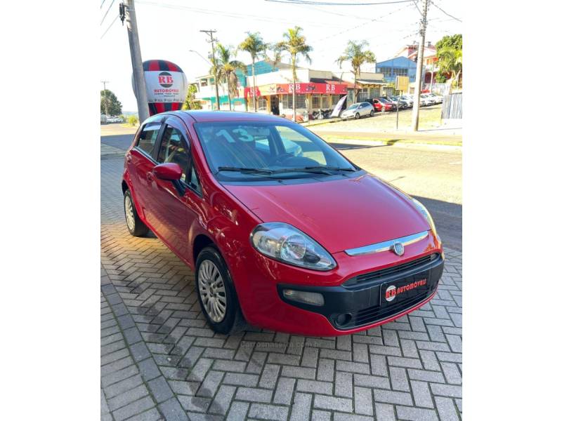 FIAT - PUNTO - 2013/2013 - Vermelha - R$ 39.900,00