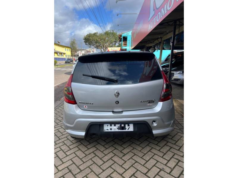 RENAULT - SANDERO - 2008/2008 - Prata - R$ 29.900,00