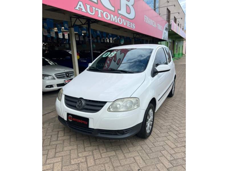 VOLKSWAGEN - FOX - 2008/2008 - Branca - R$ 25.900,00