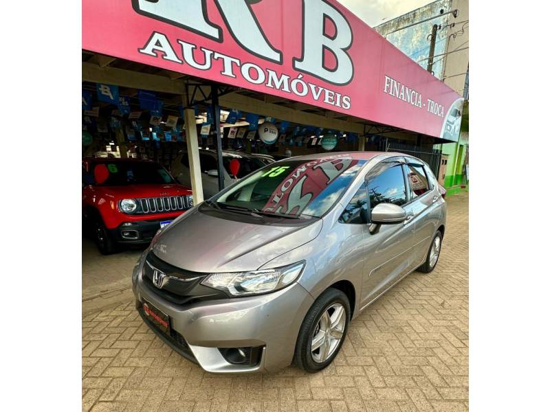 HONDA - FIT - 2014/2015 - Cinza - R$ 63.900,00
