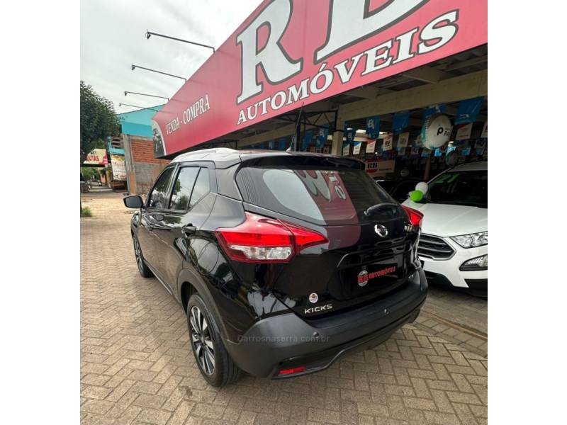 NISSAN - KICKS - 2019/2019 - Preta - R$ 86.900,00