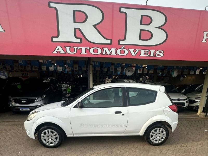 FORD - KA - 2009/2009 - Branca - R$ 22.900,00