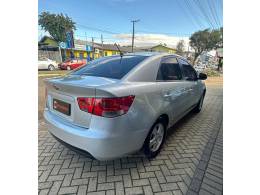 KIA MOTORS - CERATO - 2011/2011 - Prata - R$ 44.900,00