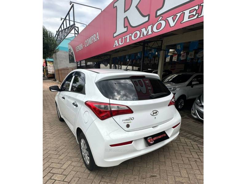 HYUNDAI - HB20 - 2017/2017 - Branca - R$ 51.900,00