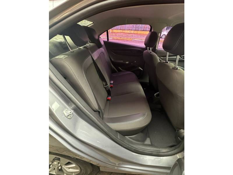 CHEVROLET - ONIX - 2021/2021 - Cinza - R$ 65.900,00