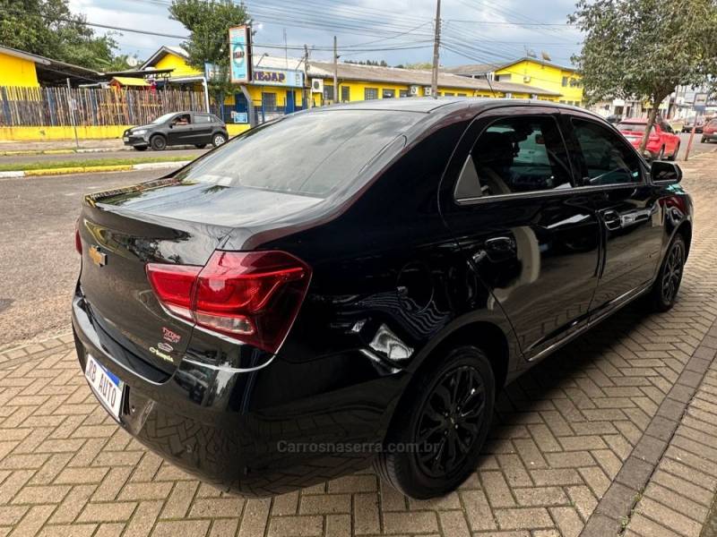CHEVROLET - COBALT - 2018/2019 - Preta - R$ 65.900,00