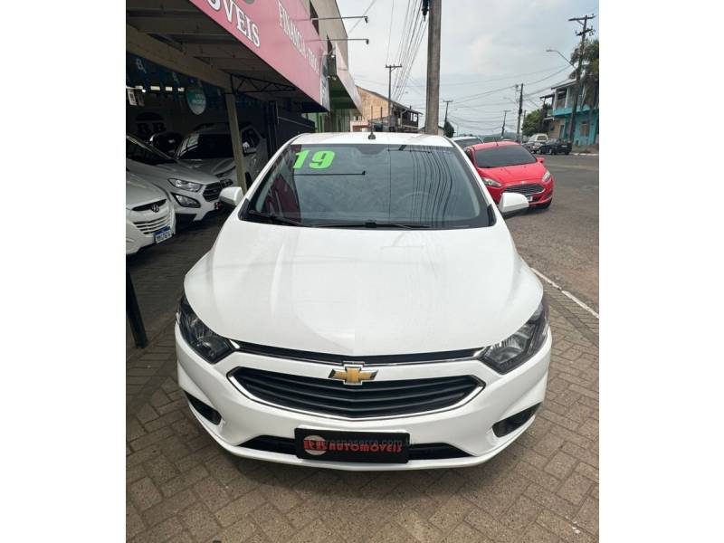 CHEVROLET - PRISMA - 2019/2019 - Branca - R$ 65.900,00