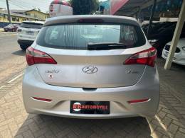 HYUNDAI - HB20 - 2013/2013 - Prata - R$ 45.900,00