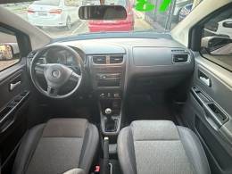 VOLKSWAGEN - SPACEFOX - 2012/2013 - Branca - R$ 45.900,00