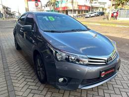 TOYOTA - COROLLA - 2014/2015 - Cinza - R$ 87.900,00