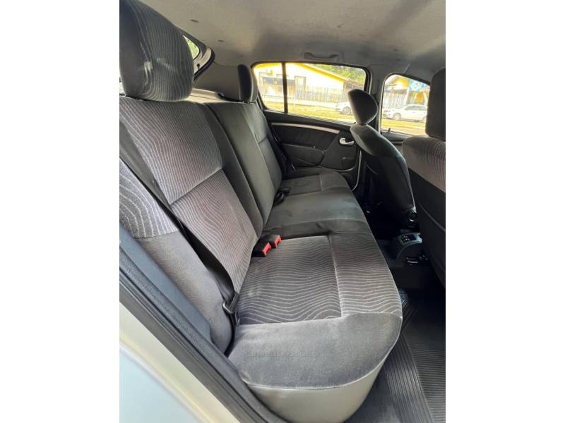 RENAULT - SANDERO - 2008/2008 - Prata - R$ 29.900,00