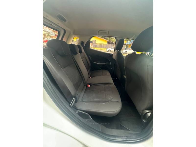 FORD - ECOSPORT - 2021/2021 - Branca - R$ 78.900,00