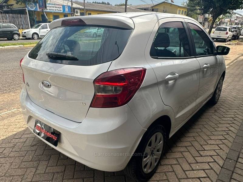 FORD - KA - 2017/2017 - Branca - R$ 44.900,00