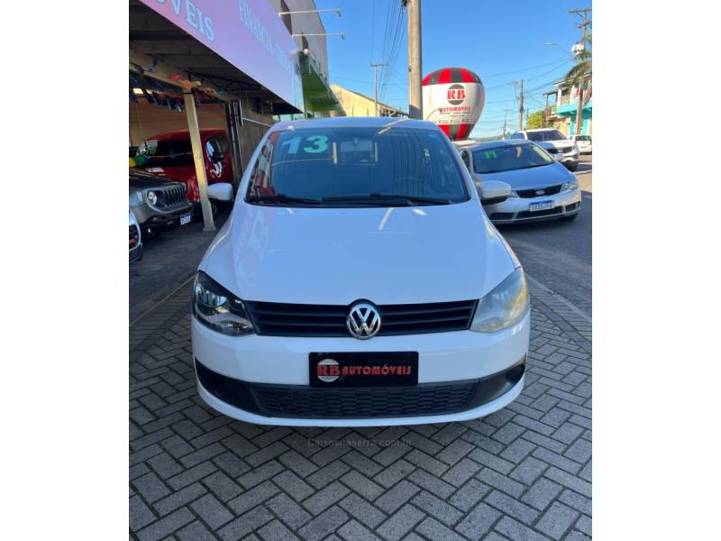 VOLKSWAGEN - FOX - 2013/2013 - Branca - R$ 37.900,00
