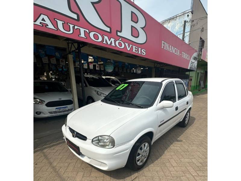 CHEVROLET - CLASSIC - 2007/2007 - Branca - R$ 25.900,00