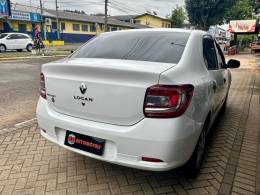 RENAULT - LOGAN - 2015/2015 - Branca - R$ 35.900,00