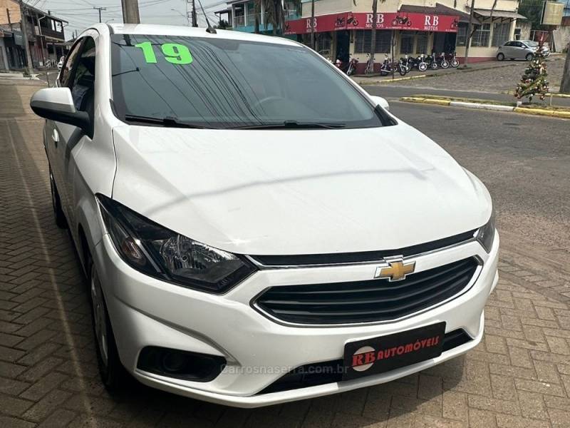 CHEVROLET - PRISMA - 2019/2019 - Branca - R$ 65.900,00