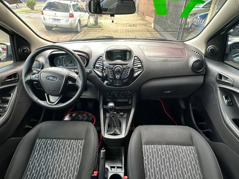 FORD - KA - 2017/2017 - Prata - R$ 44.900,00