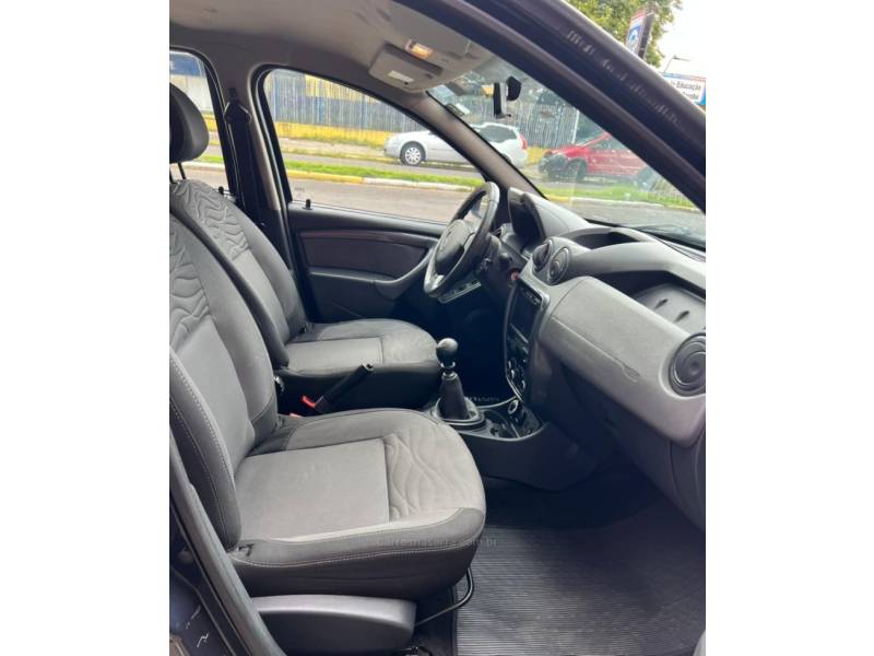 RENAULT - DUSTER - 2014/2014 - Azul - R$ 57.900,00