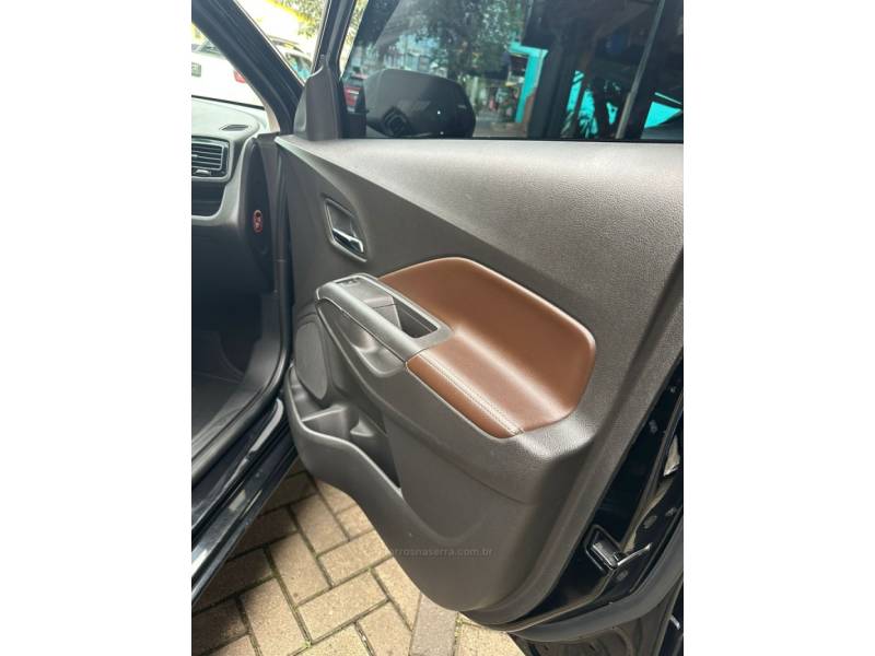 CHEVROLET - COBALT - 2018/2019 - Preta - R$ 65.900,00