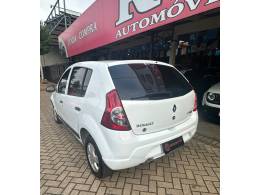 RENAULT - SANDERO - 2011/2011 - Branca - R$ 31.900,00