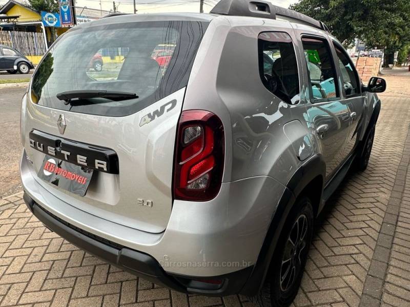 RENAULT - DUSTER - 2016/2016 - Cinza - R$ 66.900,00