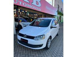 VOLKSWAGEN - FOX - 2013/2013 - Branca - R$ 37.900,00