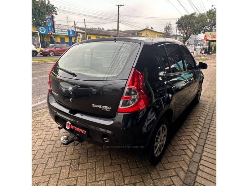 RENAULT - SANDERO - 2011/2011 - Preta - R$ 32.900,00