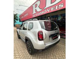 RENAULT - DUSTER - 2016/2016 - Cinza - R$ 66.900,00