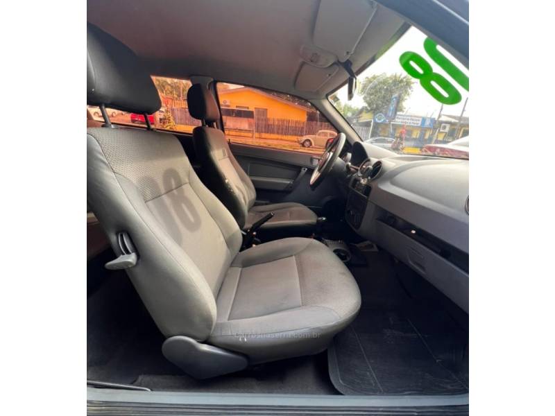 VOLKSWAGEN - GOL - 2008/2008 - Cinza - R$ 21.900,00