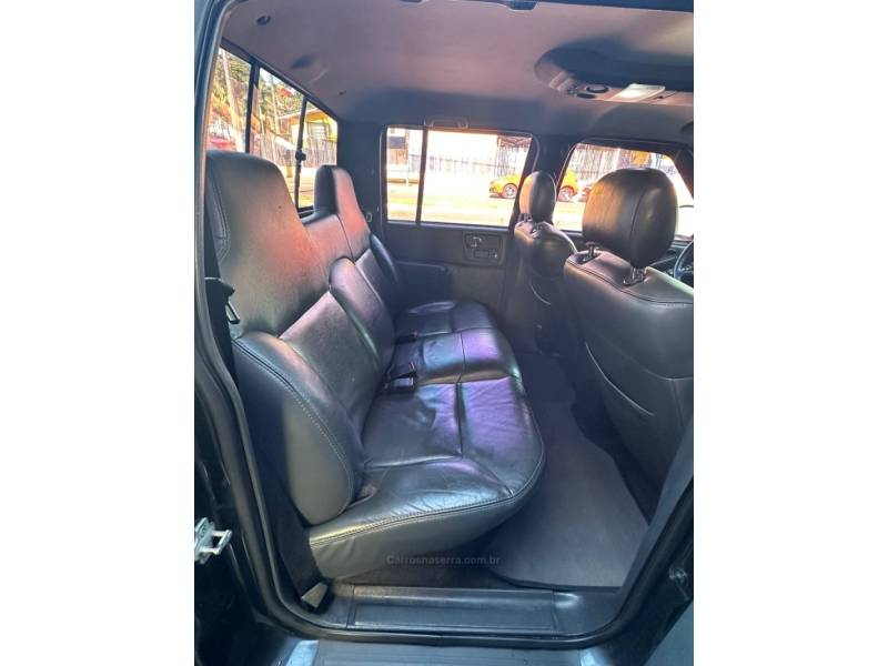 CHEVROLET - S10 - 2009/2010 - Preta - R$ 82.900,00