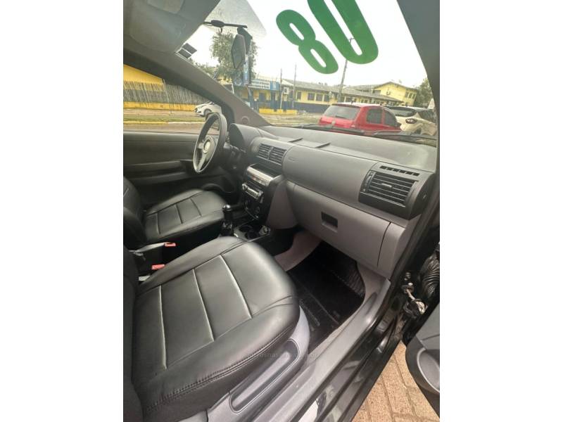VOLKSWAGEN - SPACEFOX - 2008/2008 - Preta - R$ 35.900,00