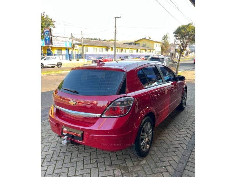 CHEVROLET - VECTRA - 2009/2009 - Vermelha - R$ 37.900,00
