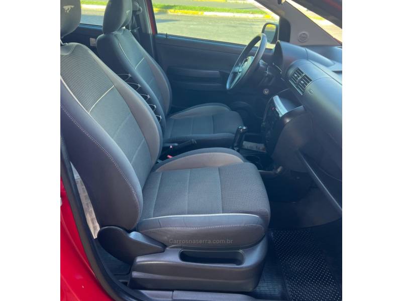 VOLKSWAGEN - CROSSFOX - 2008/2008 - Vermelha - R$ 35.900,00