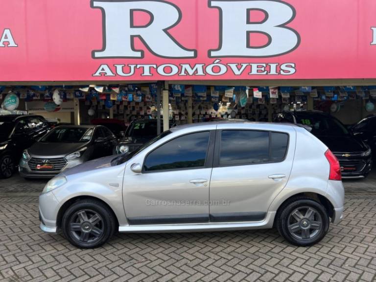 RENAULT - SANDERO - 2008/2008 - Prata - R$ 29.900,00