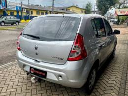 RENAULT - SANDERO - 2010/2010 - Prata - R$ 30.900,00