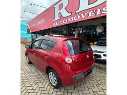 FIAT - PALIO - 2014/2014 - Vermelha - R$ 38.900,00