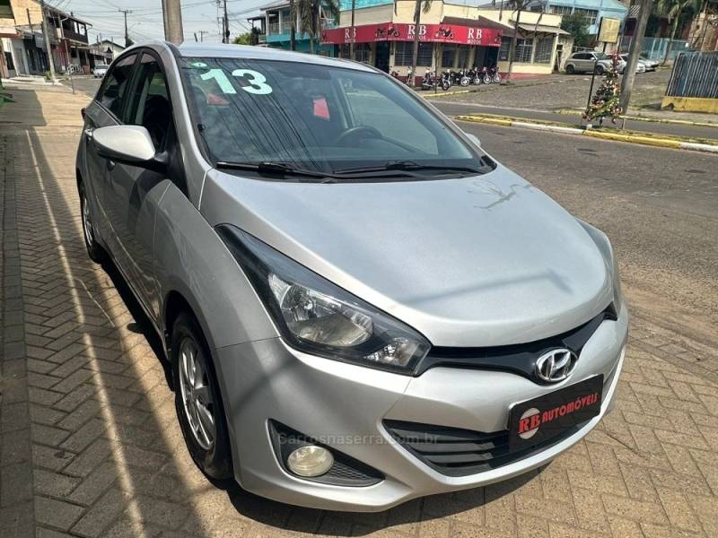 HYUNDAI - HB20 - 2013/2013 - Prata - R$ 45.900,00