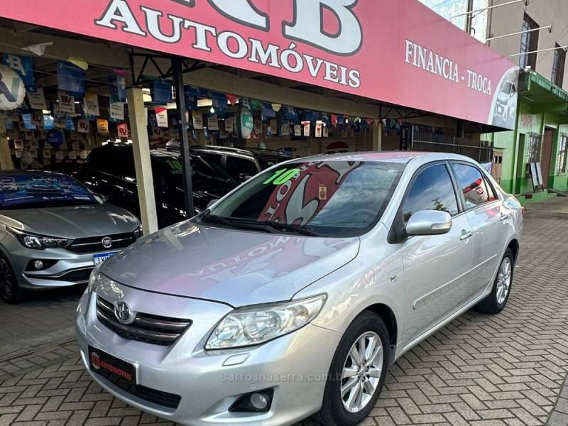 TOYOTA - COROLLA - 2010/2010 - Prata - R$ 61.900,00