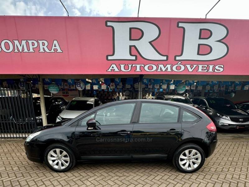 CITROËN - C4 - 2012/2012 - Preta - R$ 34.900,00