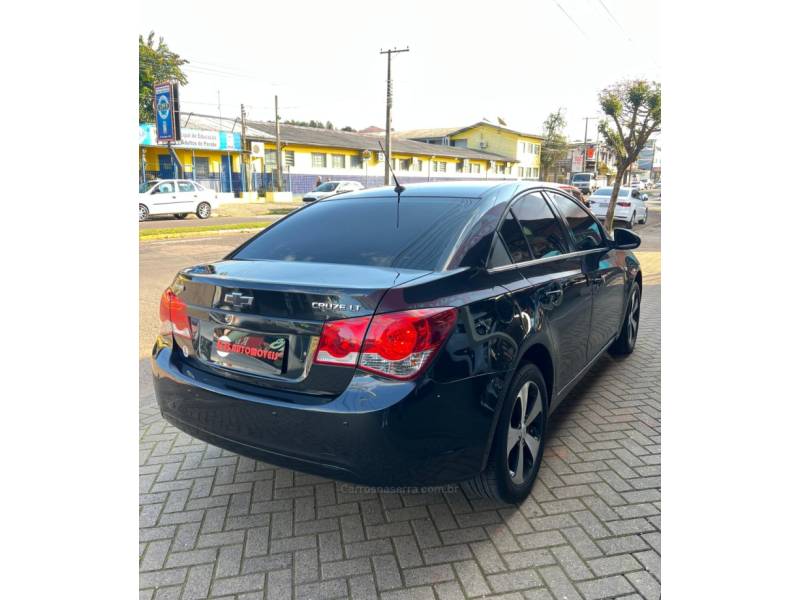 CHEVROLET - CRUZE - 2012/2012 - Preta - R$ 56.900,00