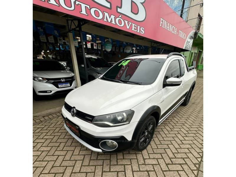 VOLKSWAGEN - SAVEIRO - 2014/2014 - Branca - R$ 67.900,00