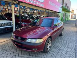 CHEVROLET - VECTRA - 1997/1997 - Vermelha - R$ 17.900,00