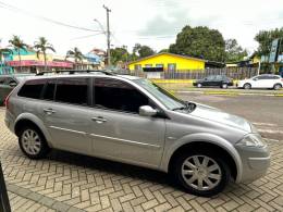 RENAULT - MÉGANE - 2011/2012 - Prata - R$ 36.900,00