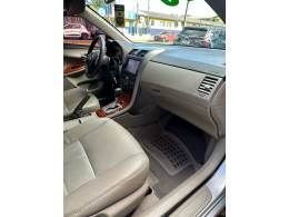 TOYOTA - COROLLA - 2010/2010 - Prata - R$ 61.900,00