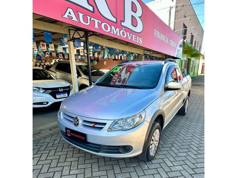 VOLKSWAGEN - SAVEIRO - 2013/2013 - Cinza - R$ 46.900,00