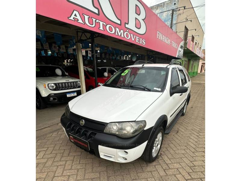 FIAT - PALIO - 2005/2005 - Branca - R$ 23.900,00