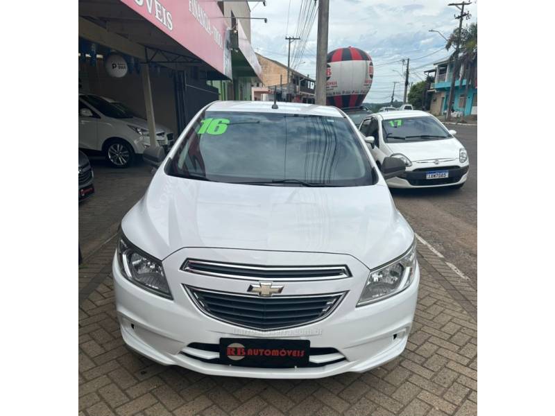 CHEVROLET - ONIX - 2016/2016 - Branca - R$ 49.900,00