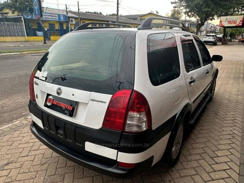 FIAT - PALIO - 2005/2005 - Branca - R$ 23.900,00