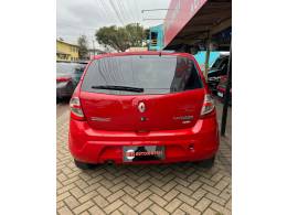 RENAULT - SANDERO - 2009/2010 - Vermelha - R$ 23.900,00